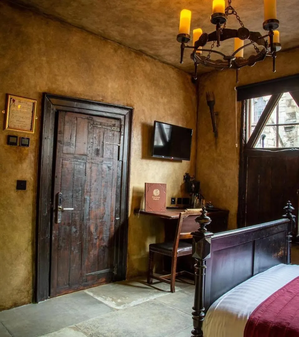 Hocus Pocus Tiny Hotel York