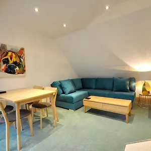 27b Durley Chine , Bournemouth United Kingdom
