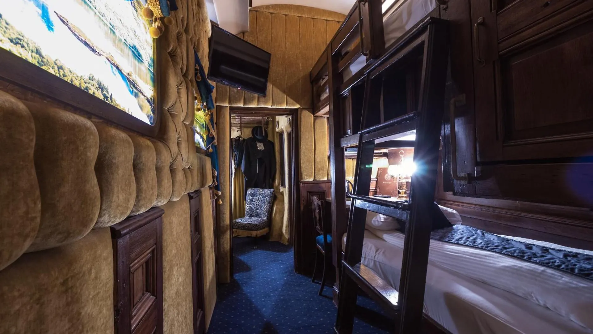 Hocus Pocus Tiny Hotel York Holiday home